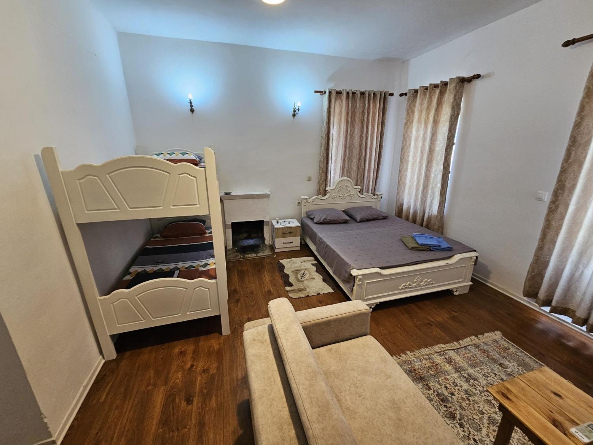 Aeria Guest house *